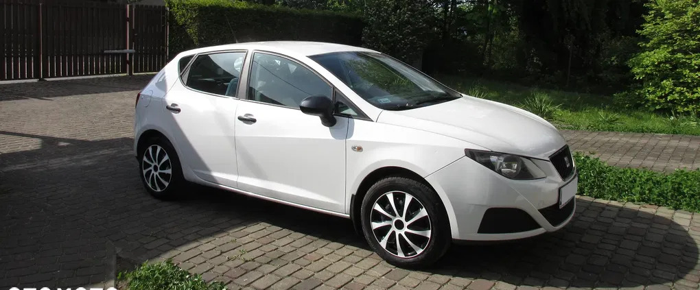 Seat Ibiza cena 16000 przebieg: 150300, rok produkcji 2010 z Łódź małe 79